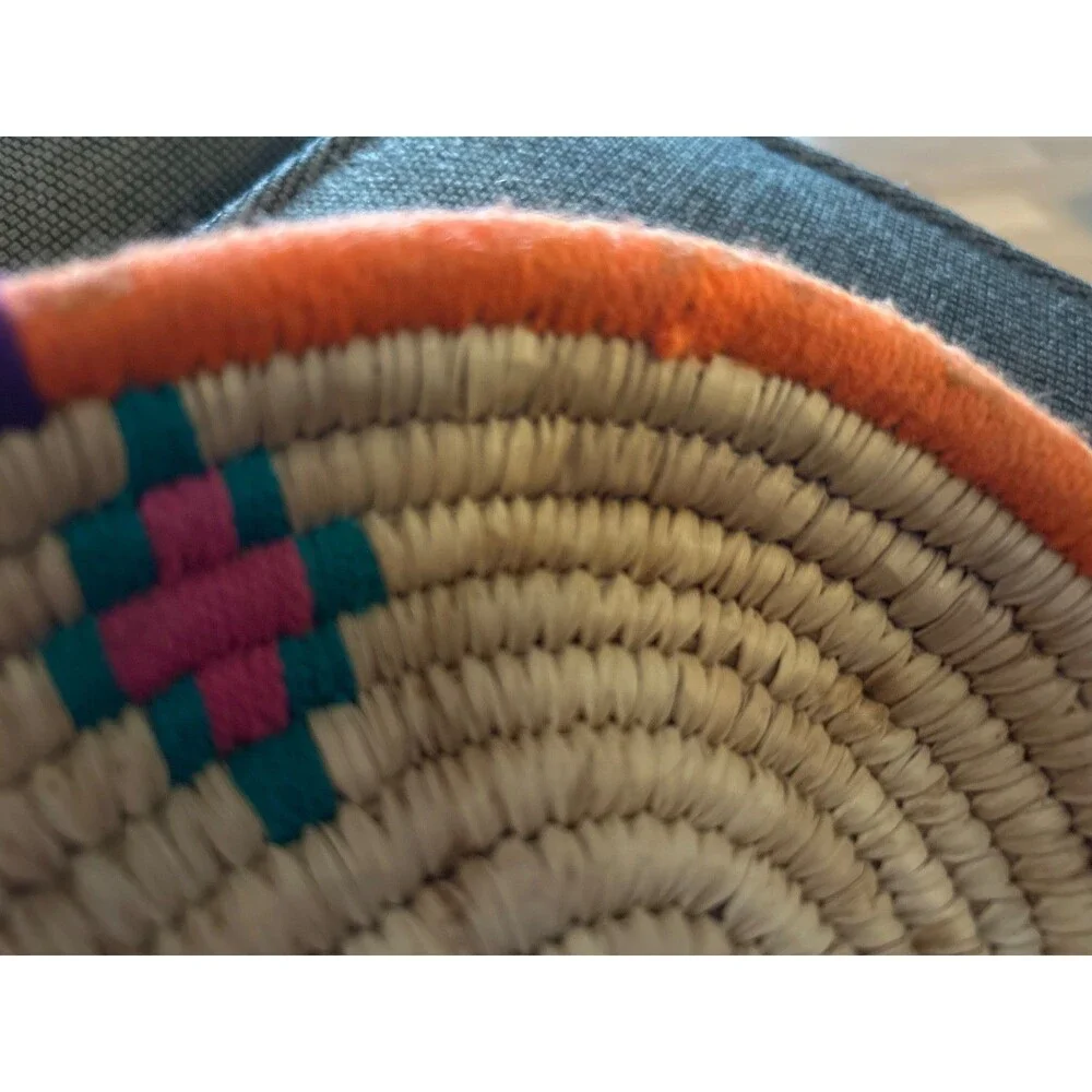 Vtg Southwest Native American Coiled Basket Tray 10” x 8” Wool Accents Handwoven